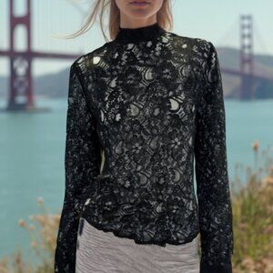 NWT Justfab Blouse lace detail S